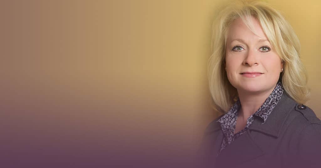 Dr. Julia Dahl