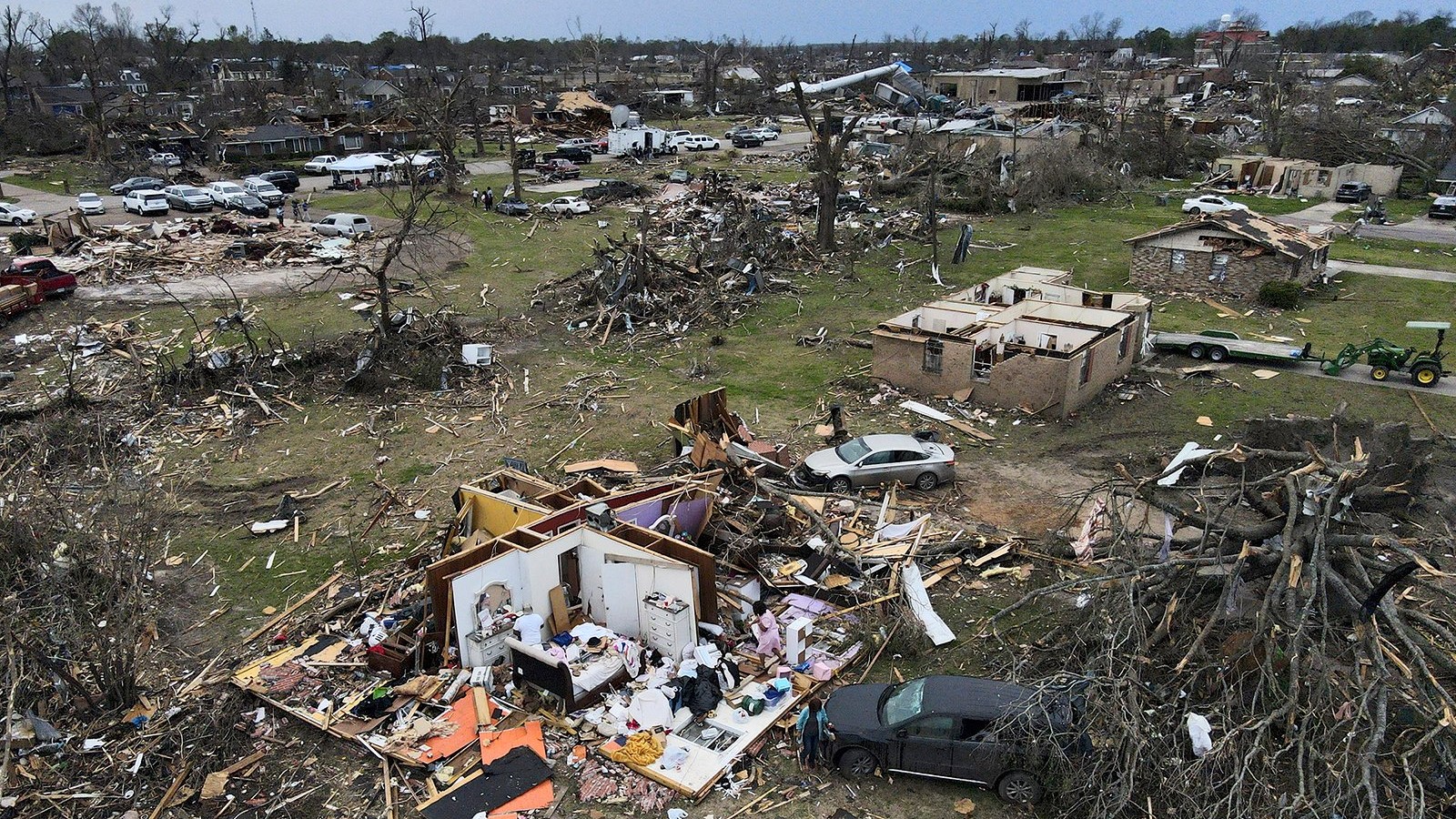 Faith-Driven Volunteers Show Up to Help After Mississippi Tornadoes