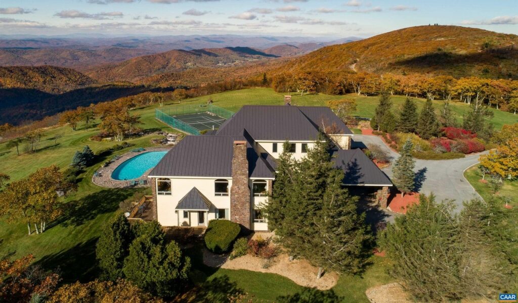 Pat Robs House Pat Robertson House