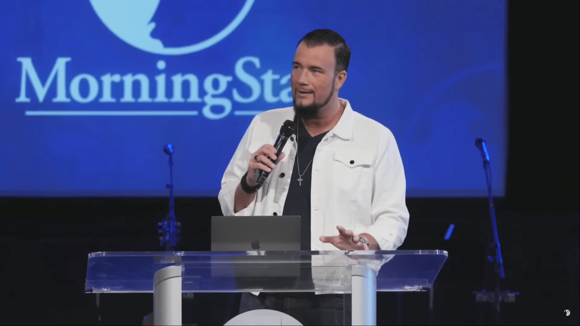 Chhris Reed Chris Reed Starts Church, Calls for ‘Revolution’ Wks After Admitting ...