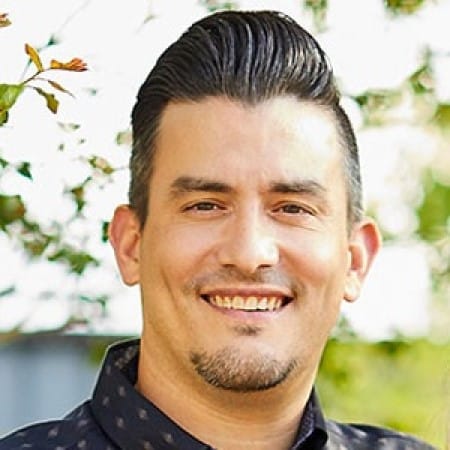 ARC megachurch pastor accused of sermon-stealing, newspaper says